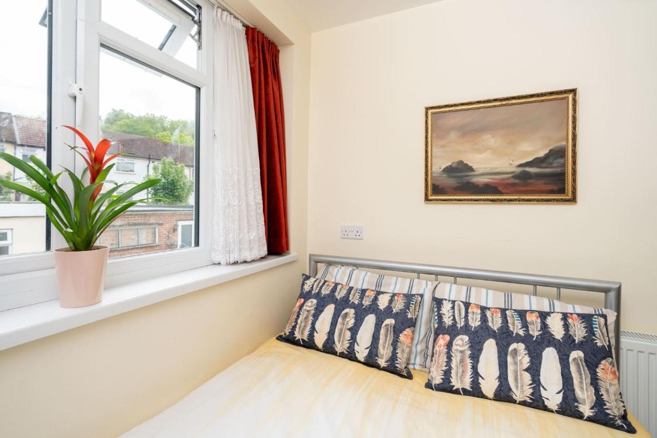 לונדון F5 Private Double Room מראה חיצוני תמונה